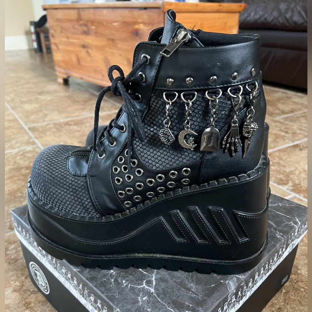 STOMP-18 DEMONIAS